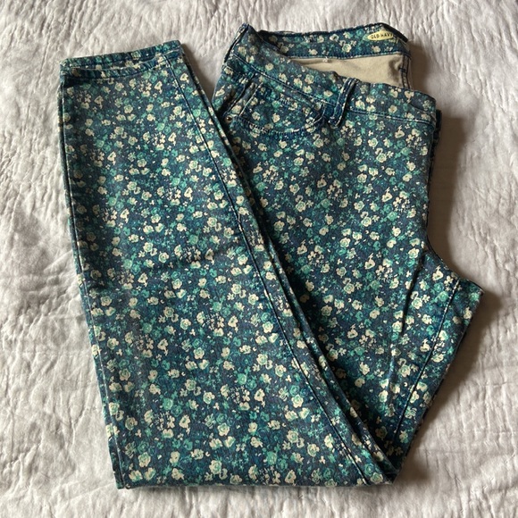 Old Navy Denim - Old Navy Rockstar Floral Mid-Rise Stretchy Skinny Jeans Size 14